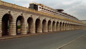 db_Paris Metro Brcke1